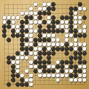 Board position at the end of game WAGC 2000 - Round 5 - Game 1: Hideyuki Sakai vs Maleun-Saem Hong