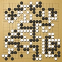 Board position at the end of game WAGC 2001 - Round 2 - Game 3: Cristian Lopez vs Yee-Hsun Wang
